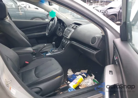 2010 Mazda Mazda6 I Grand Touring z USA, uszkodzony, nr VIN 1YVHZ8CHXA5M12319